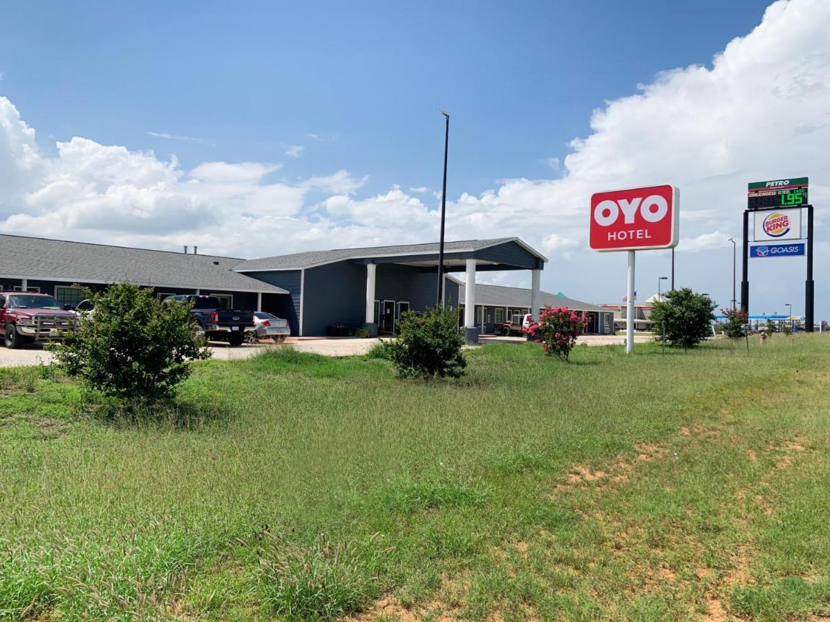 Oyo Hotel Pearsall I-35 West 외부 사진