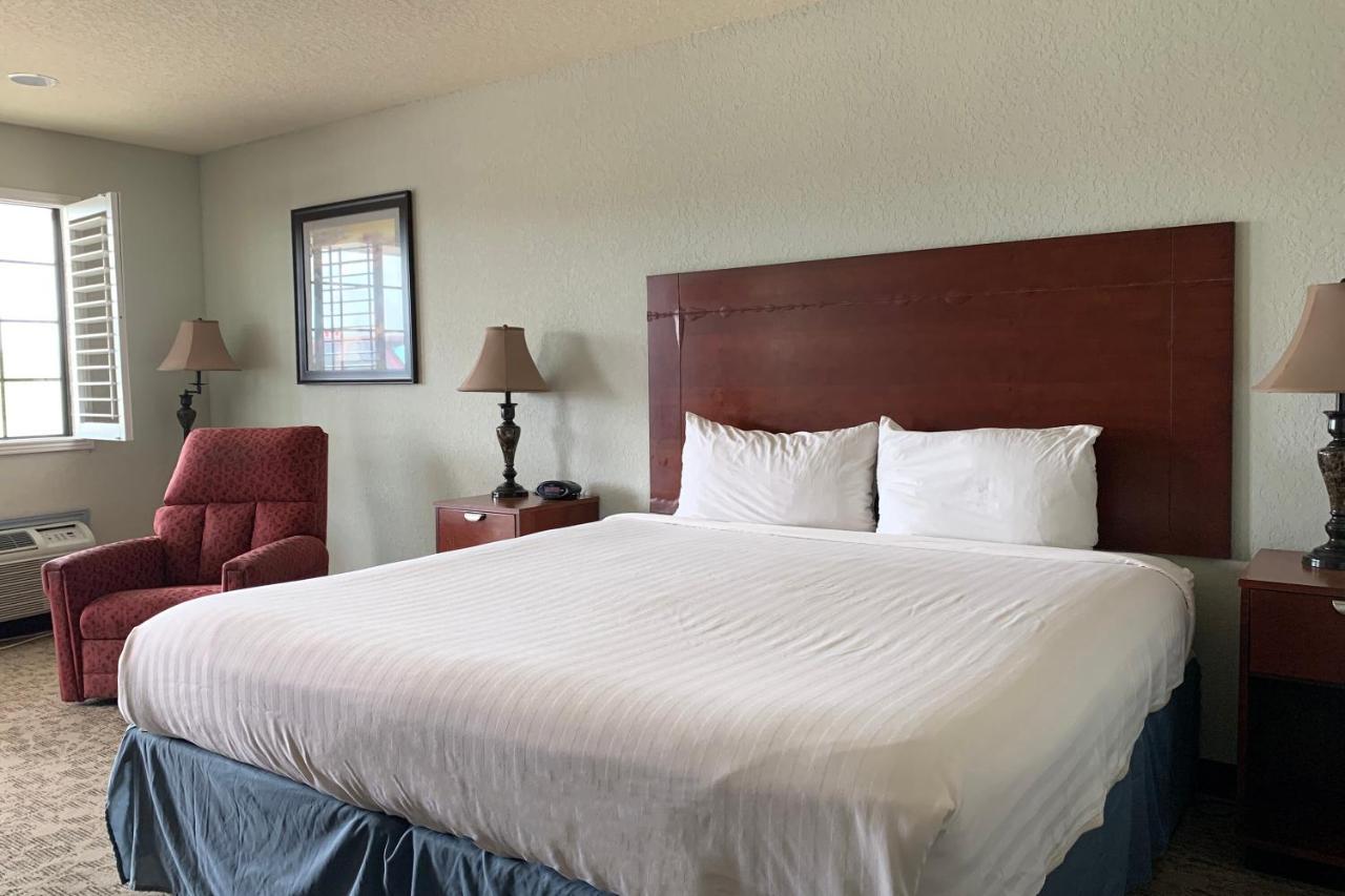 Oyo Hotel Pearsall I-35 West 외부 사진