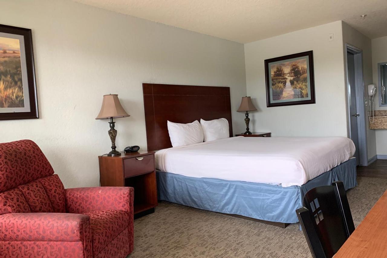 Oyo Hotel Pearsall I-35 West 외부 사진
