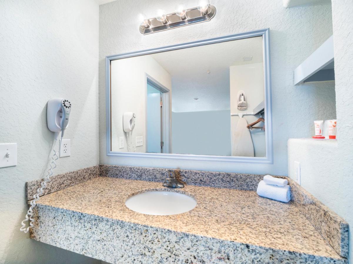 Oyo Hotel Pearsall I-35 West 외부 사진