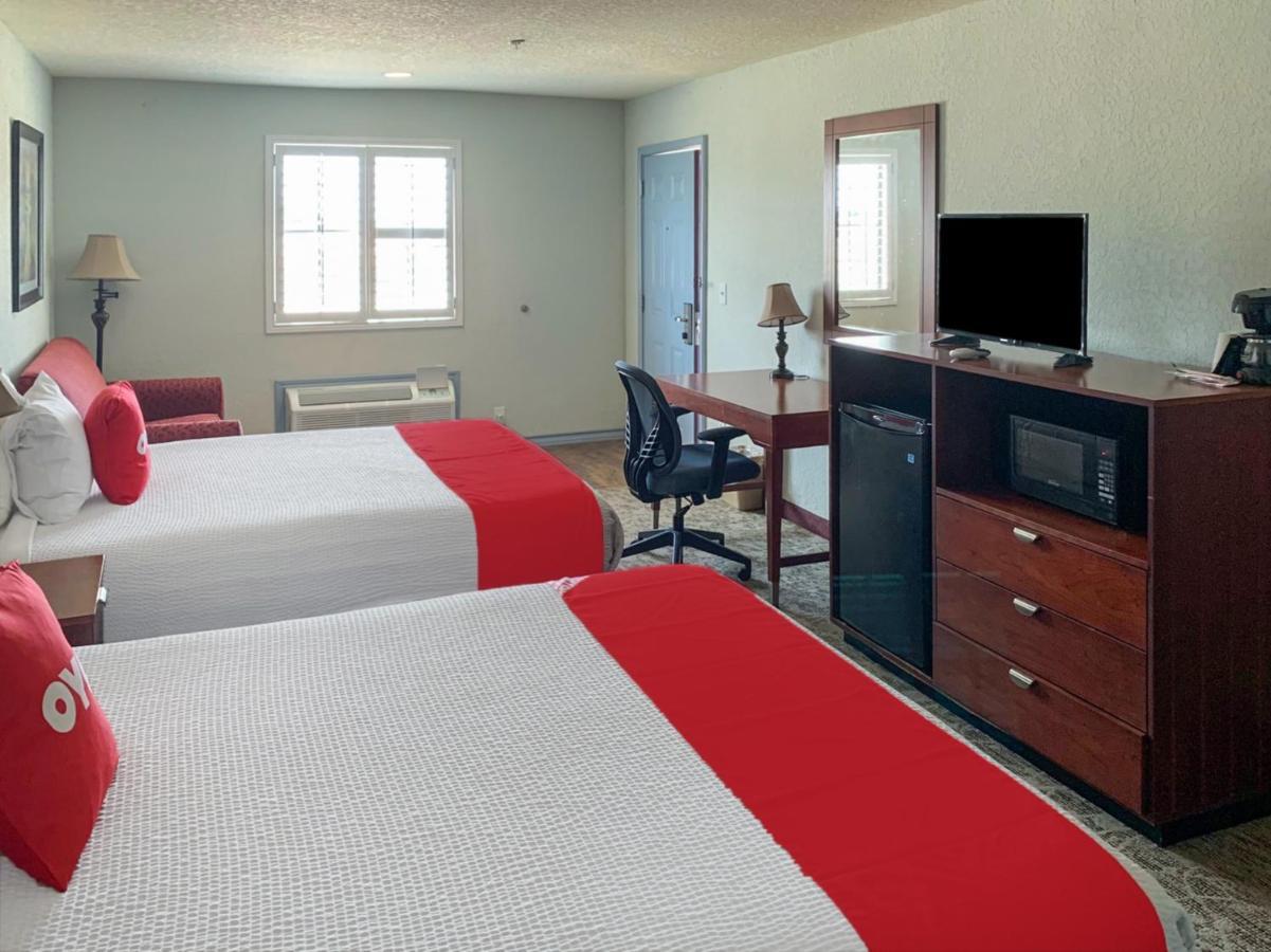 Oyo Hotel Pearsall I-35 West 외부 사진
